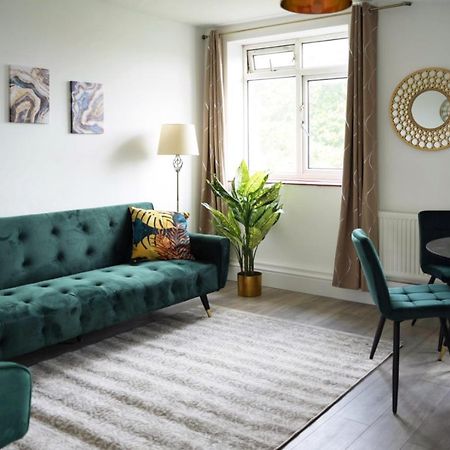 Sophie Place In Vauxhall - 3 Double Beds, 1 Sofa Bed, Spacious ลอนดอน ภายนอก รูปภาพ