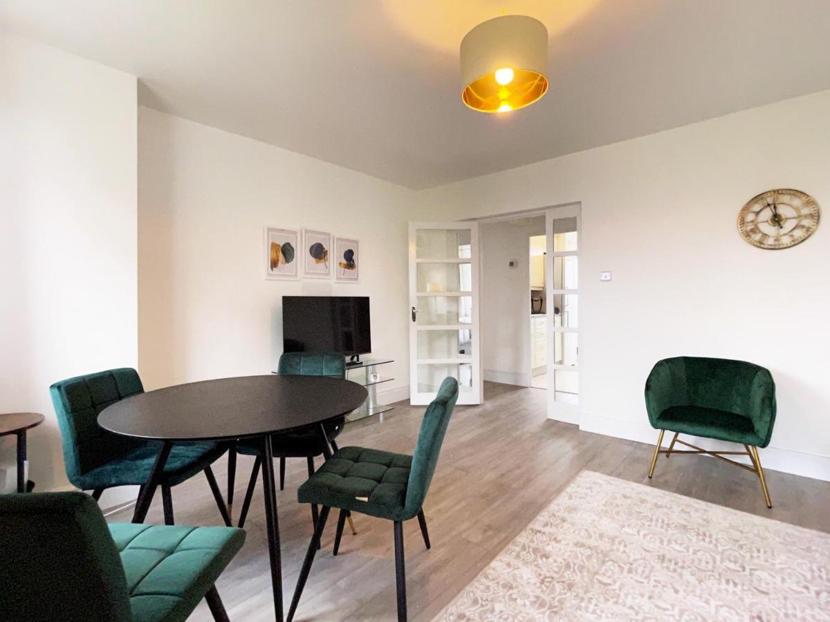 Sophie Place In Vauxhall - 3 Double Beds, 1 Sofa Bed, Spacious ลอนดอน ภายนอก รูปภาพ