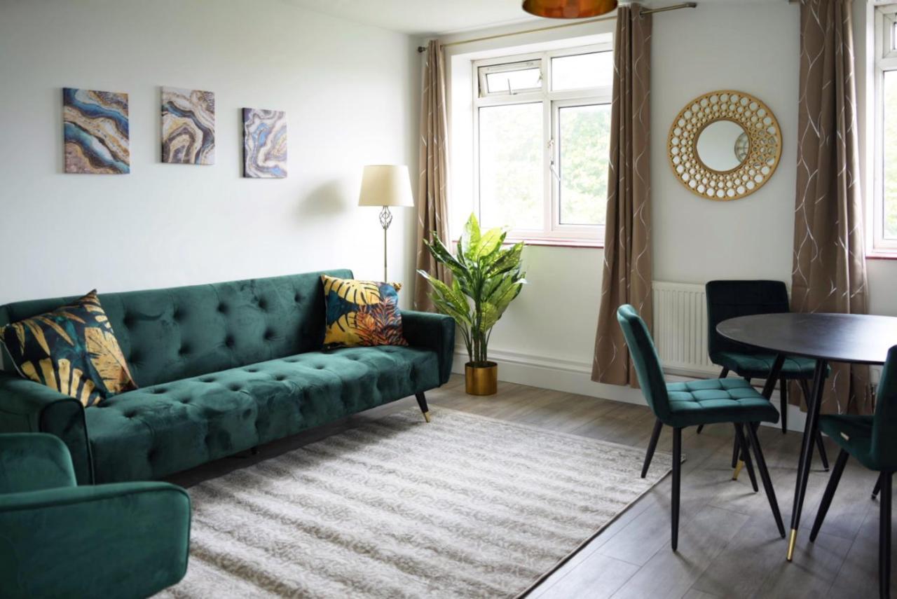 Sophie Place In Vauxhall - 3 Double Beds, 1 Sofa Bed, Spacious ลอนดอน ภายนอก รูปภาพ